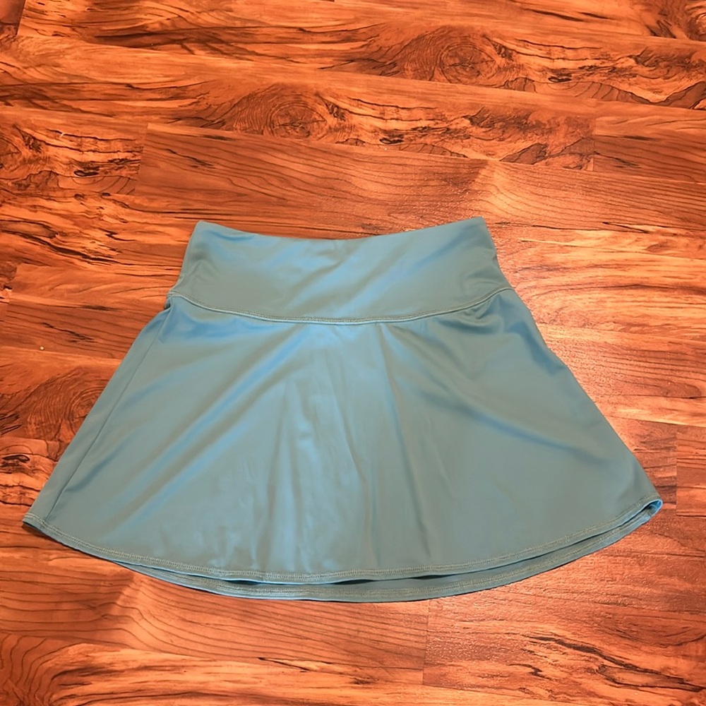 Athletic skirt